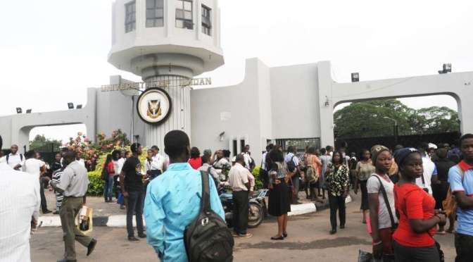 UNIBADAN STUDENTS PROTEST OVER LACK OF WATER AND POWER